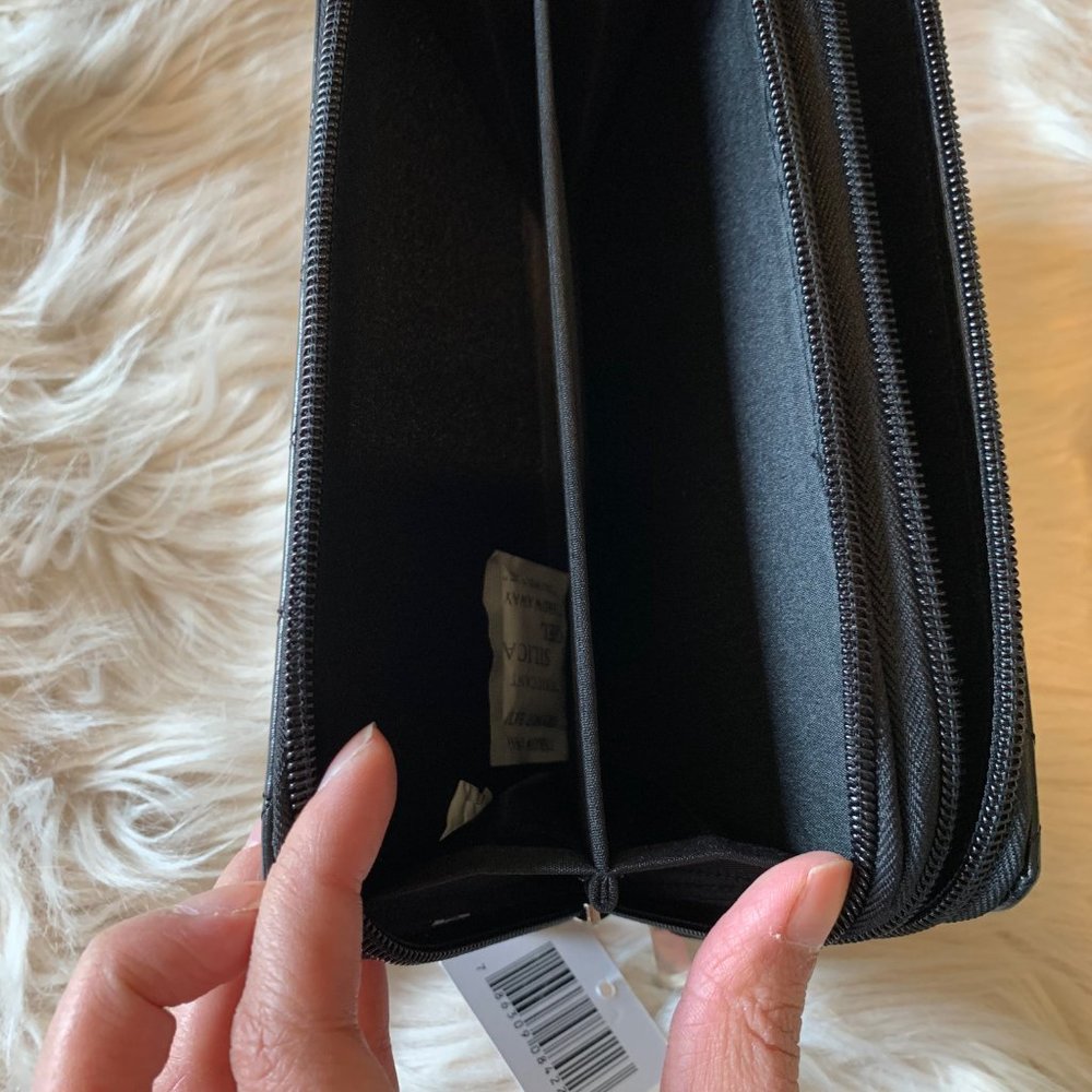 Black Wallet - Picture 3 of 4